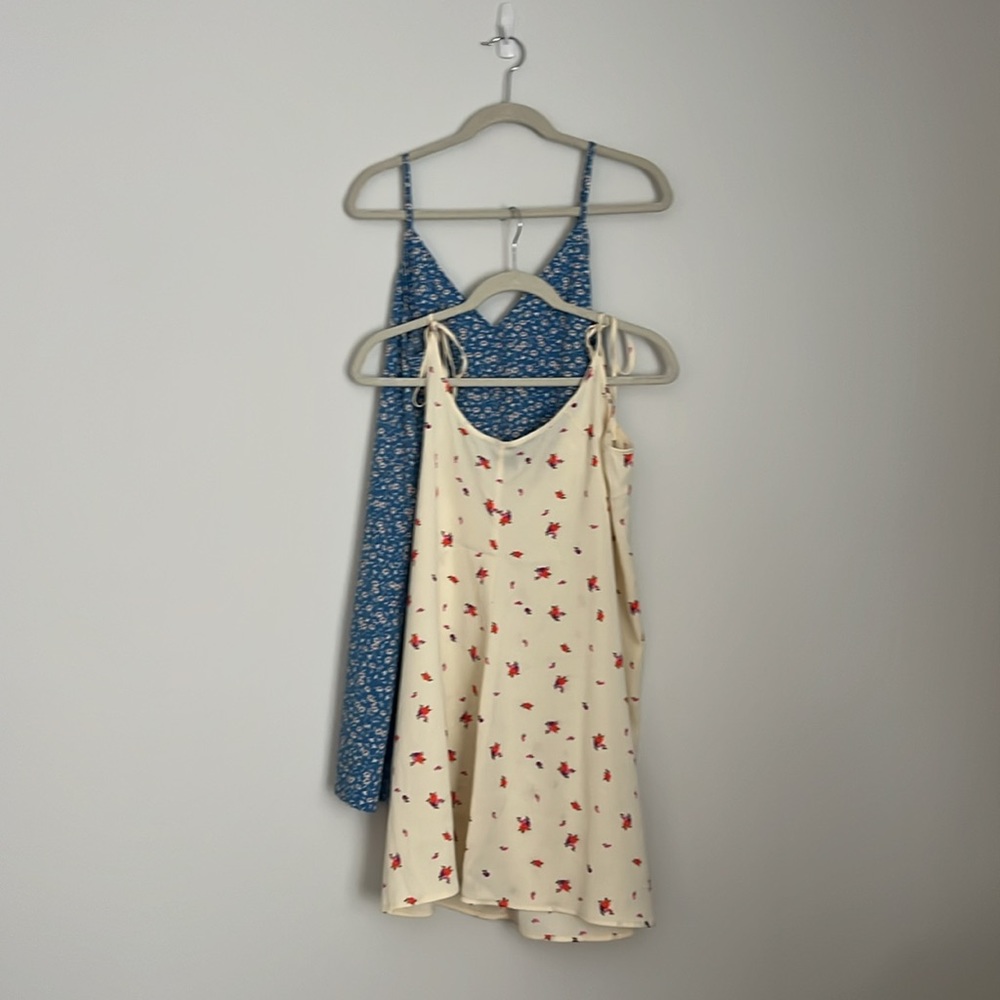 Urban Outfitters Mini Spring Dessert Bundle Size Large